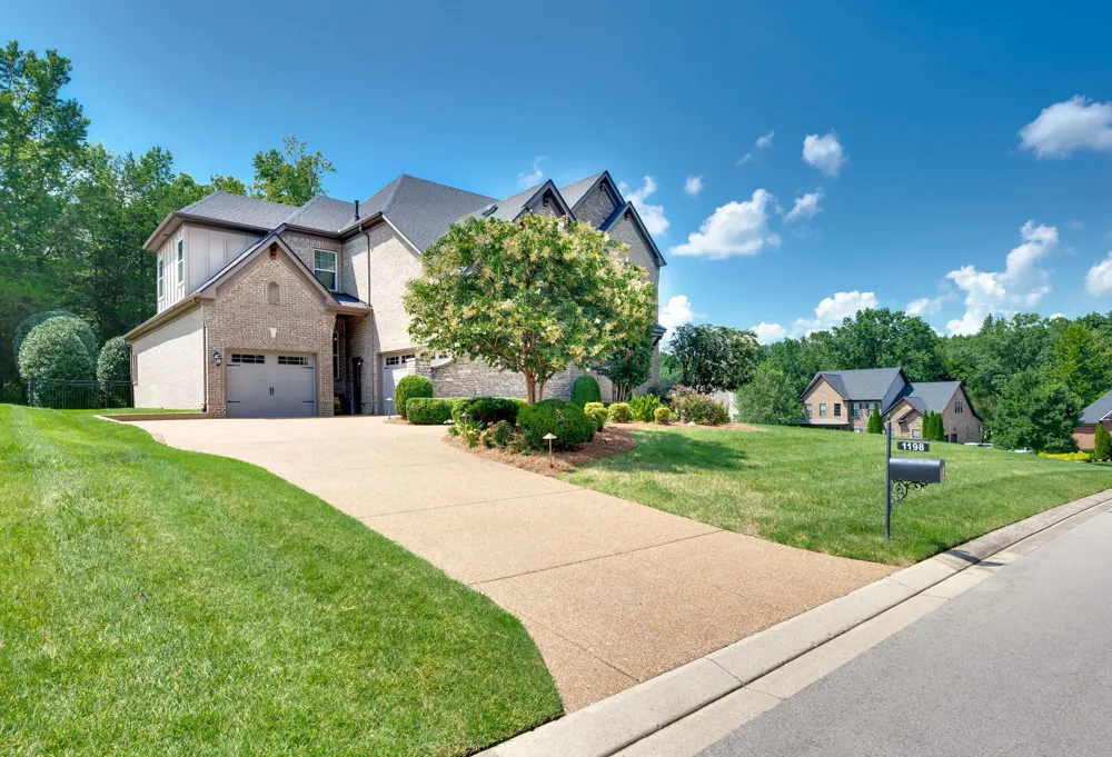 1198 Meadow Bridge Ln Arrington, TN 37014