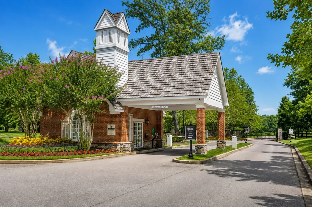 1198 Meadow Bridge Ln Arrington, TN 37014