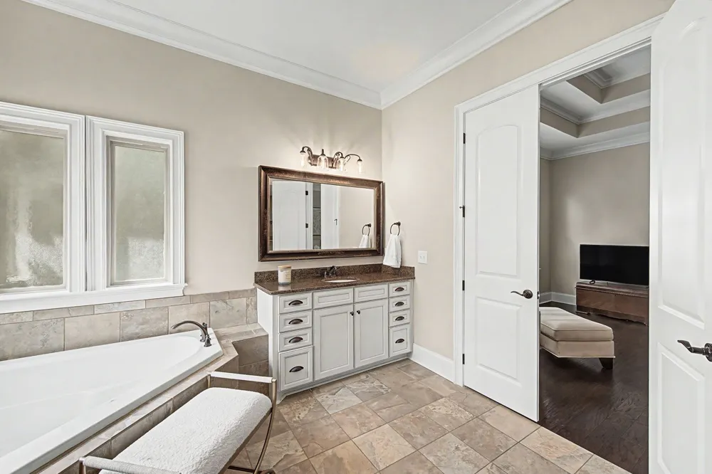 1198 Meadow Bridge Ln Arrington, TN 37014