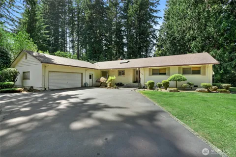 605 Fairway Drive