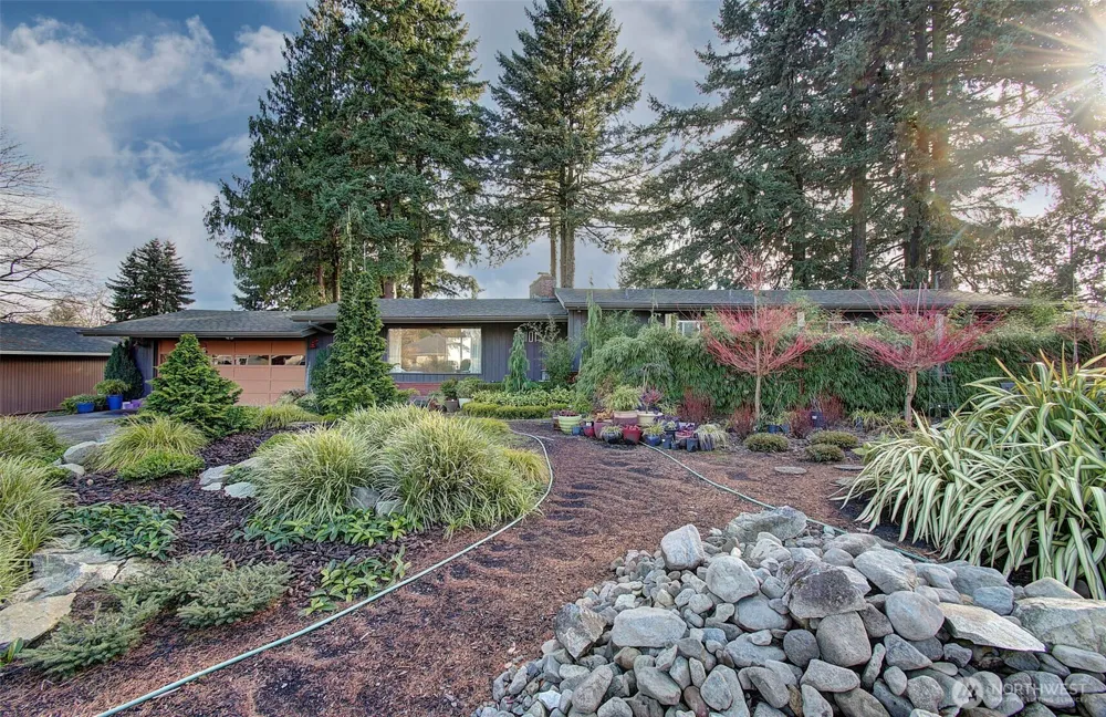 1101 NE 64th Street Vancouver, WA 98665