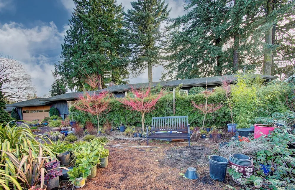 1101 NE 64th Street Vancouver, WA 98665