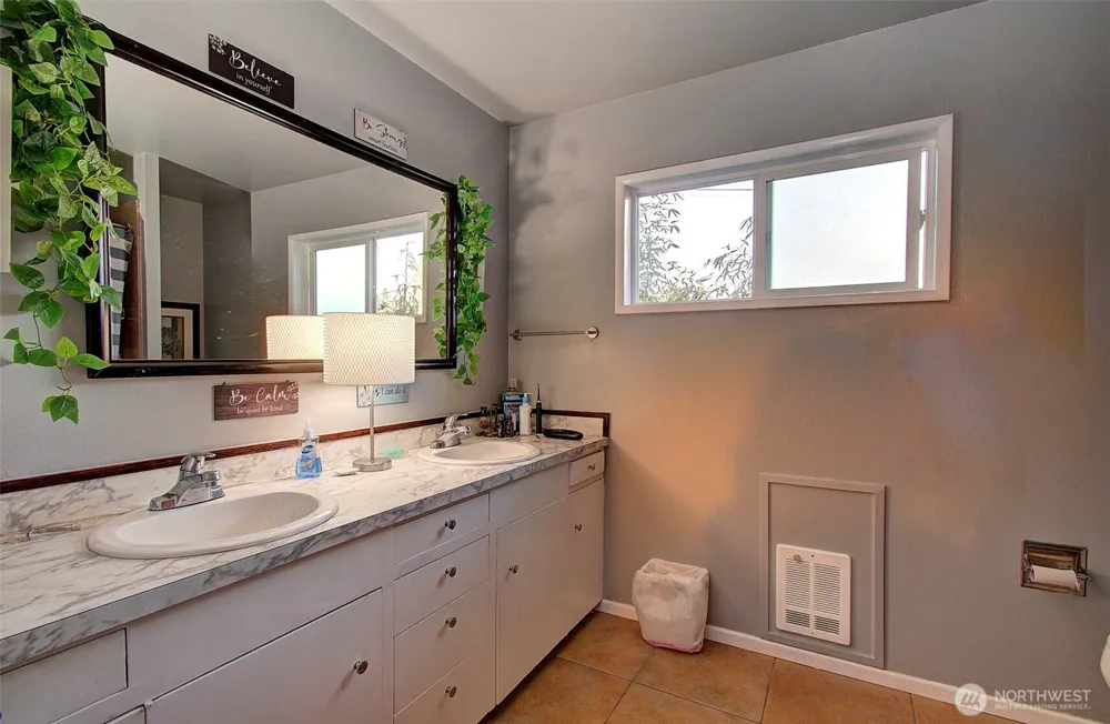 1101 NE 64th Street Vancouver, WA 98665