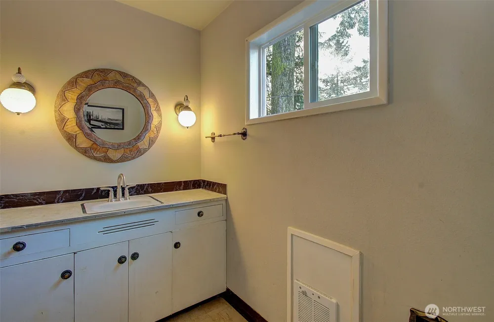 1101 NE 64th Street Vancouver, WA 98665