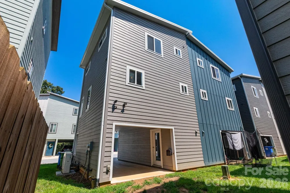 56 W Cascade Street Asheville, NC 28704