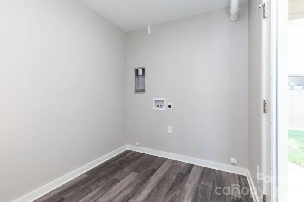 56 W Cascade Street Asheville, NC 28704