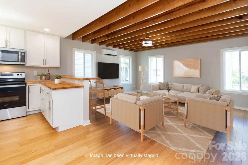 56 W Cascade Street Asheville, NC 28704