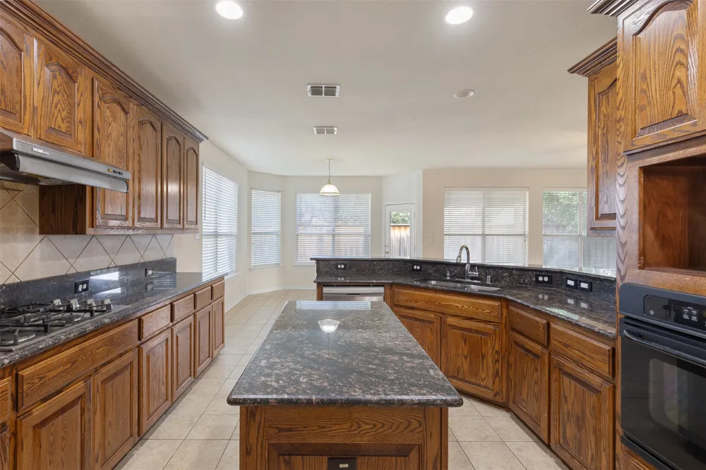 4409 Mitchell Lane Rowlett, TX 75088