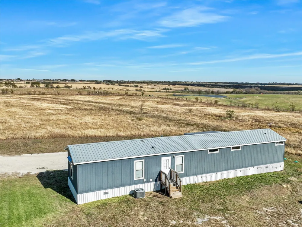 16384 FM  1173 Krum, TX 76249