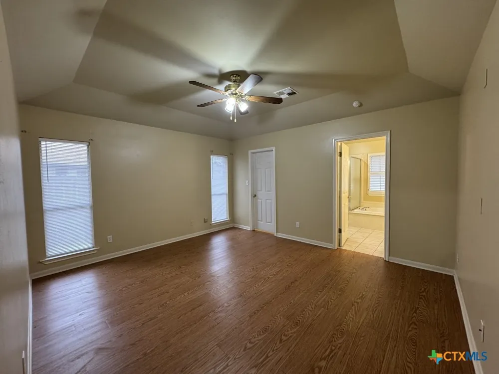 304 Ashland Creek Victoria, TX 77901