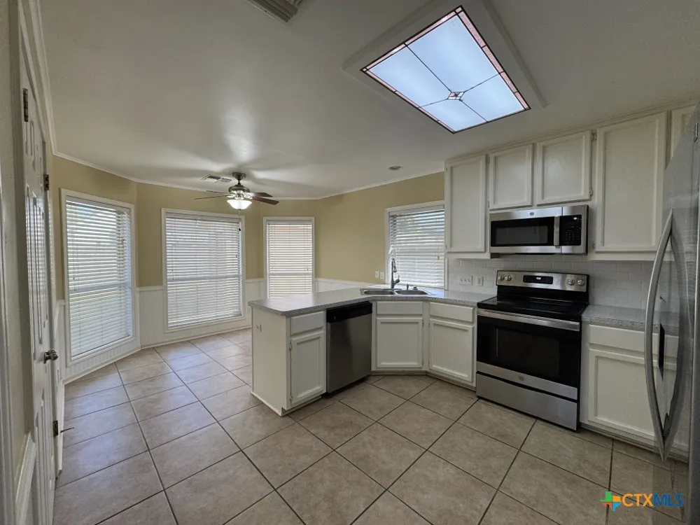 304 Ashland Creek Victoria, TX 77901