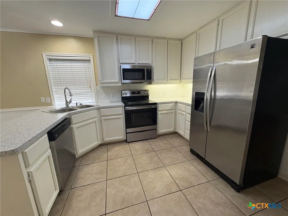 304 Ashland Creek Victoria, TX 77901
