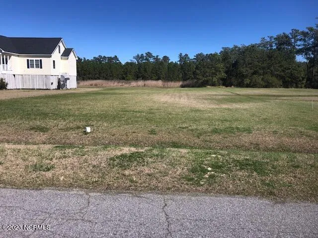 123 E Dowry Creek E Belhaven, NC 27810