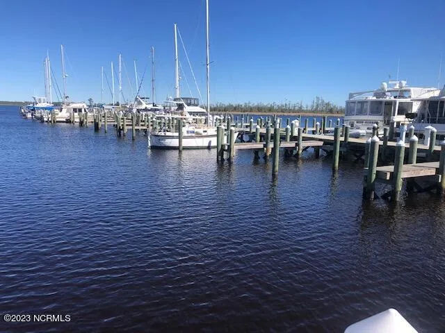 123 E Dowry Creek E Belhaven, NC 27810