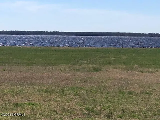 123 E Dowry Creek E Belhaven, NC 27810