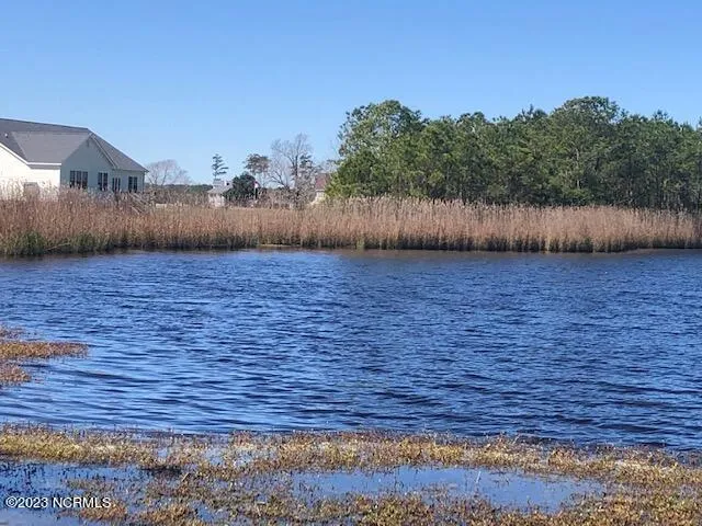 123 E Dowry Creek E Belhaven, NC 27810