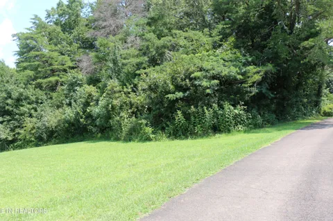 1 County Road 892