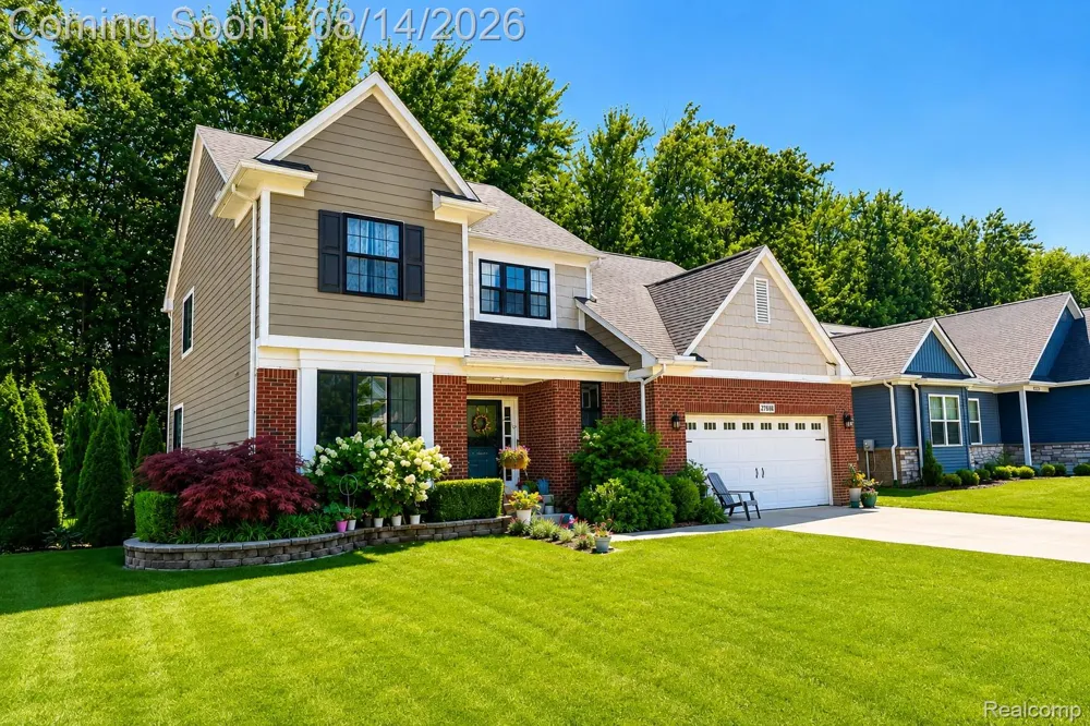 27688 Coleridge Street Harrison Charter Township, MI 48045