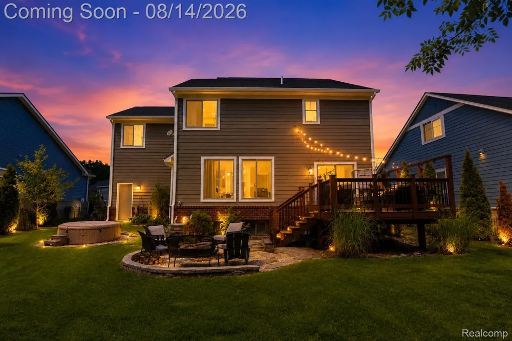 27688 Coleridge Street Harrison Charter Township, MI 48045