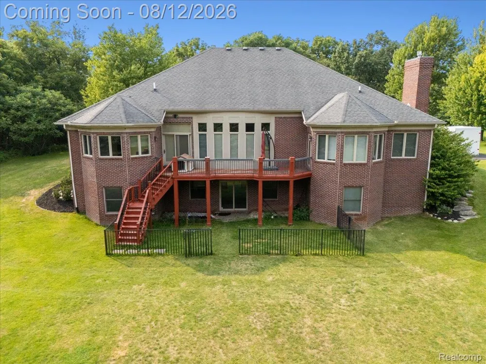 3279 Beach Lake Drive E Brighton Township, MI 48380