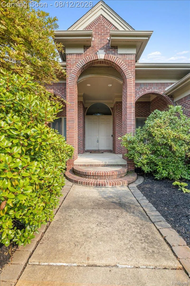 3279 Beach Lake Drive E Brighton Township, MI 48380