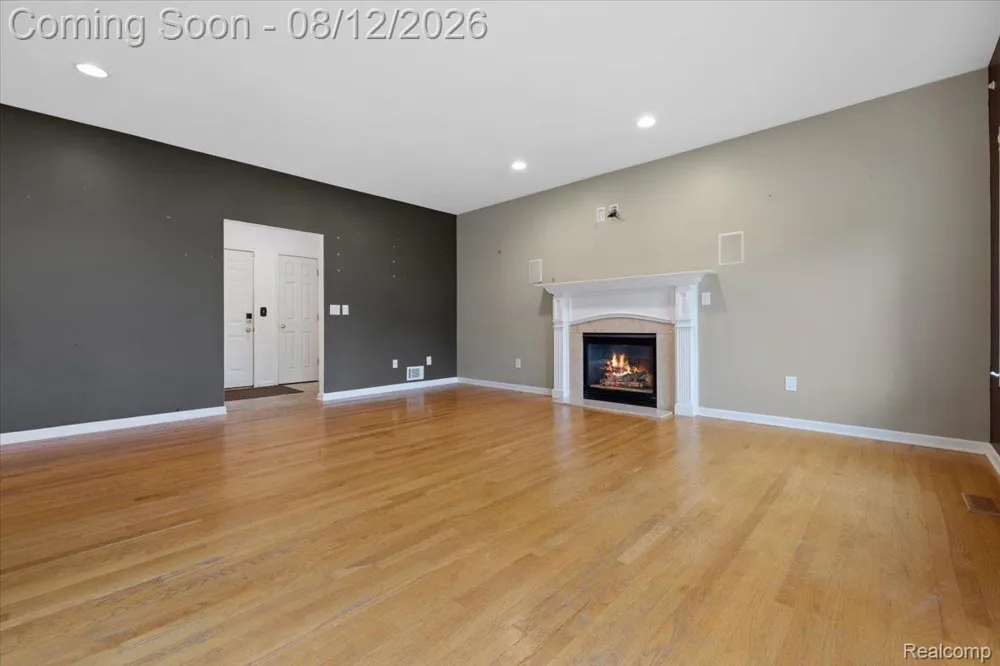 3279 Beach Lake Drive E Brighton Township, MI 48380