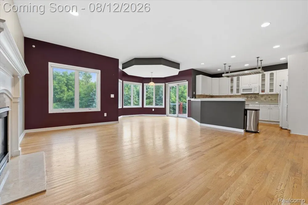 3279 Beach Lake Drive E Brighton Township, MI 48380