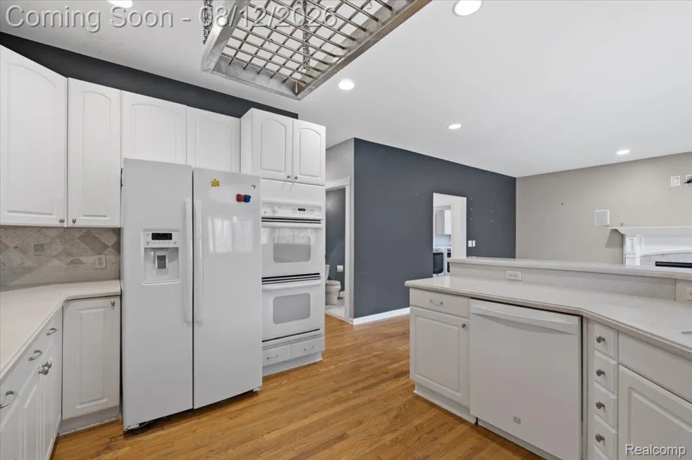 3279 Beach Lake Drive E Brighton Township, MI 48380