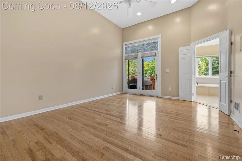 3279 Beach Lake Drive E Brighton Township, MI 48380