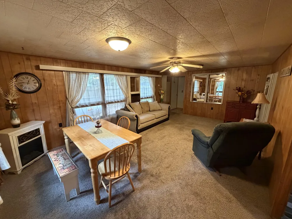11660 Oriole Drive Belvidere Township, MI 48850