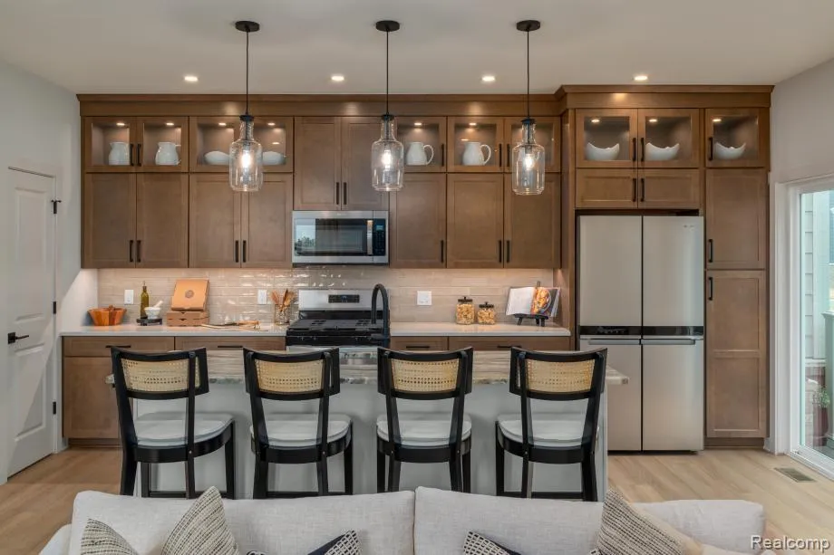 11230 Barrett Plymouth Charter Township, MI 48170