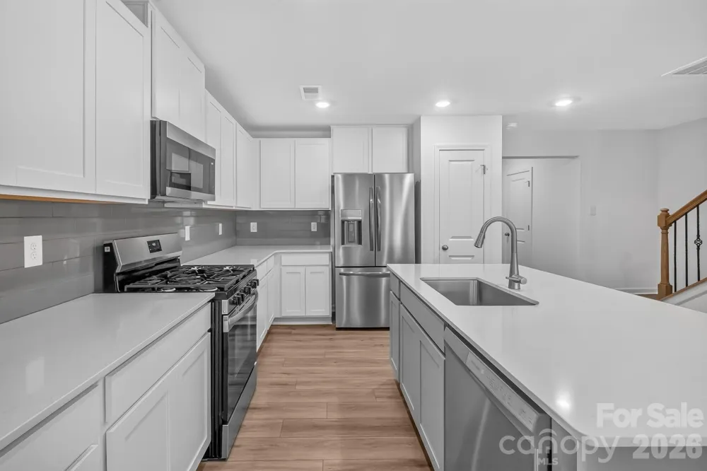 432 Sand Dunes Drive #86 Kannapolis, NC 28081