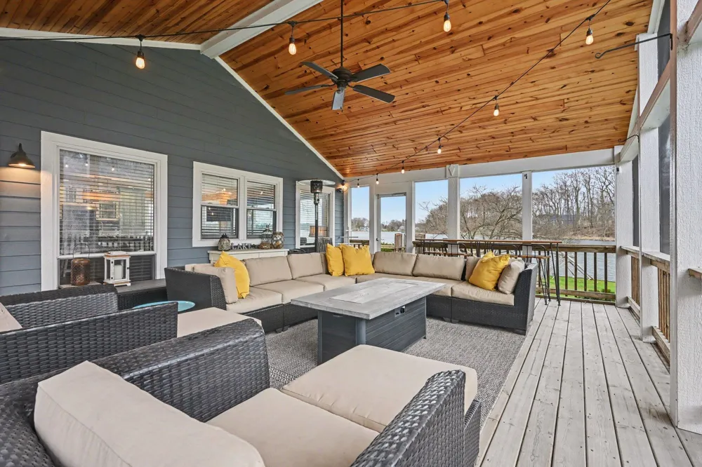 12417 Sunset Dr. Three Rivers, MI 49093