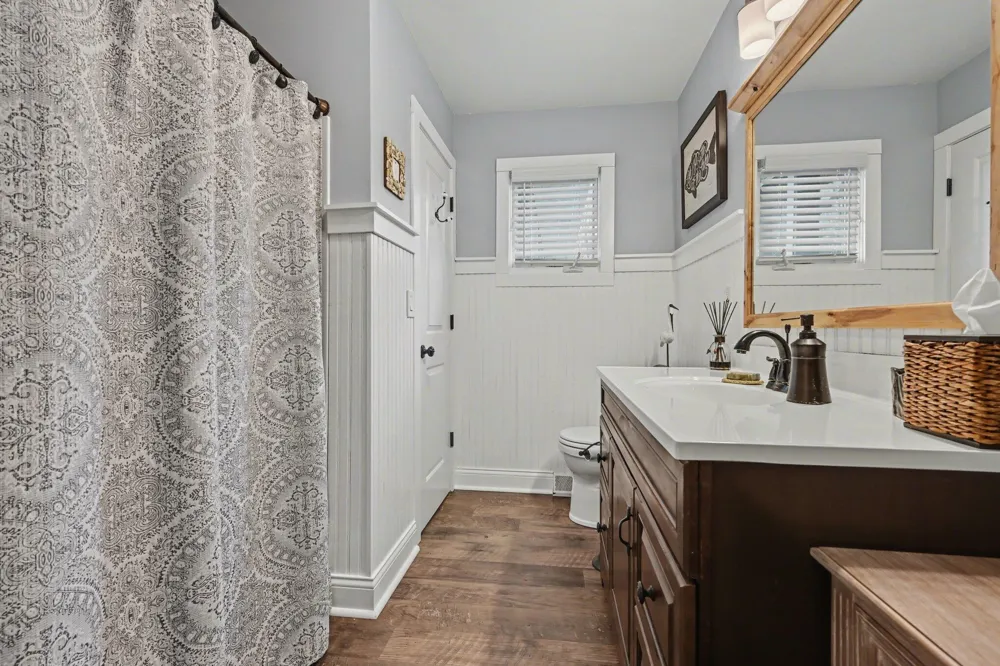 12417 Sunset Dr. Three Rivers, MI 49093