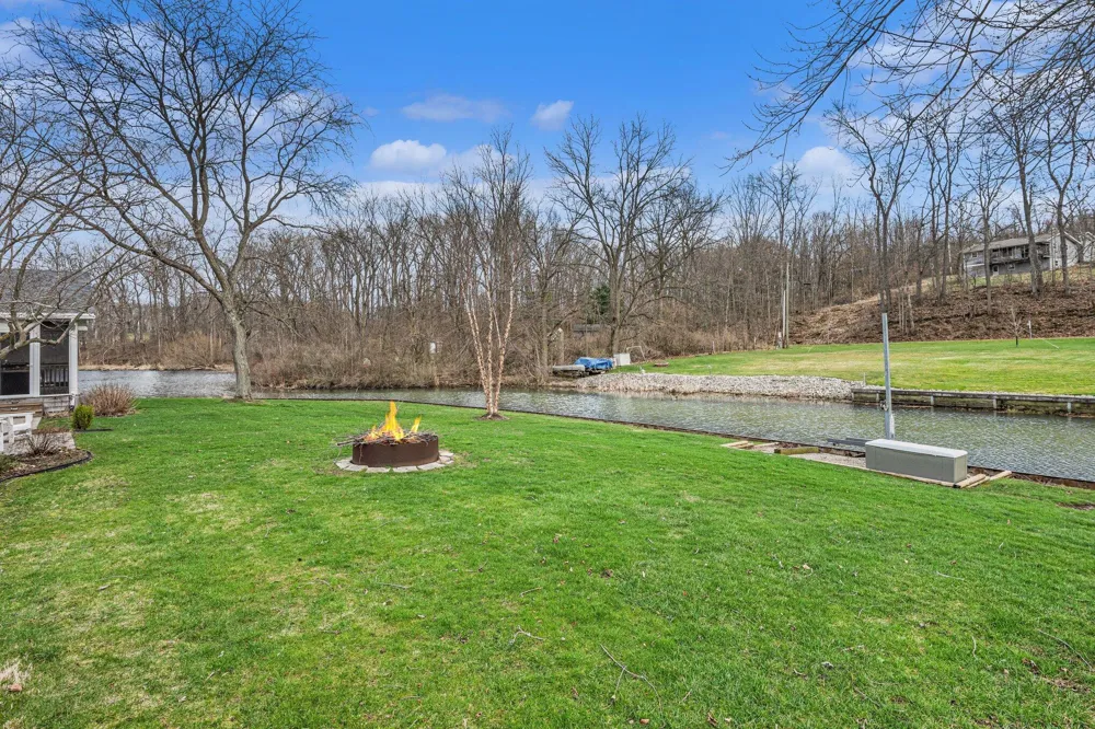 12417 Sunset Dr. Three Rivers, MI 49093