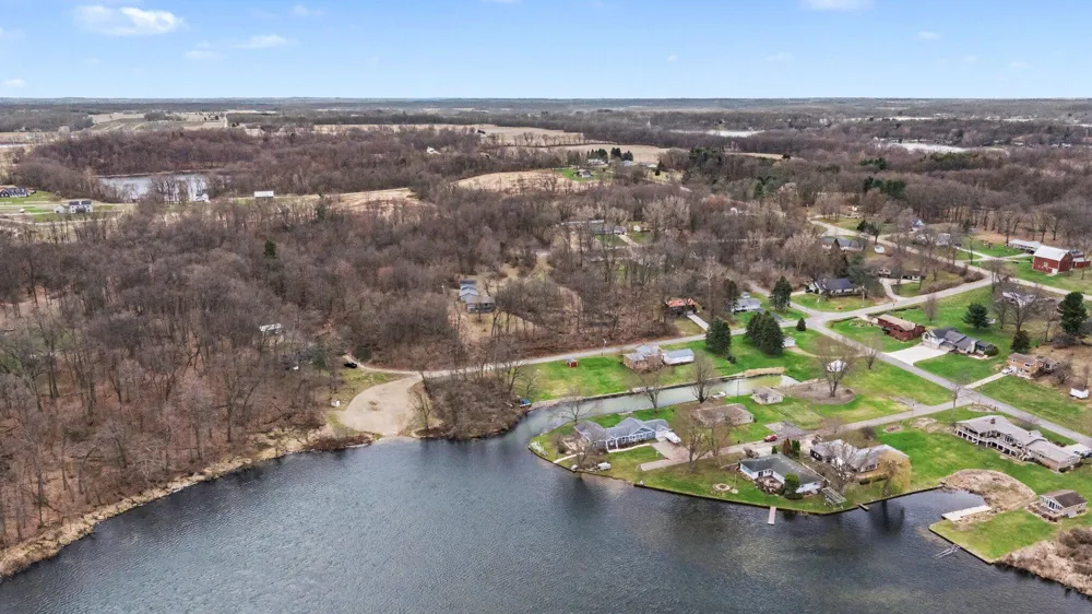 12417 Sunset Dr. Three Rivers, MI 49093