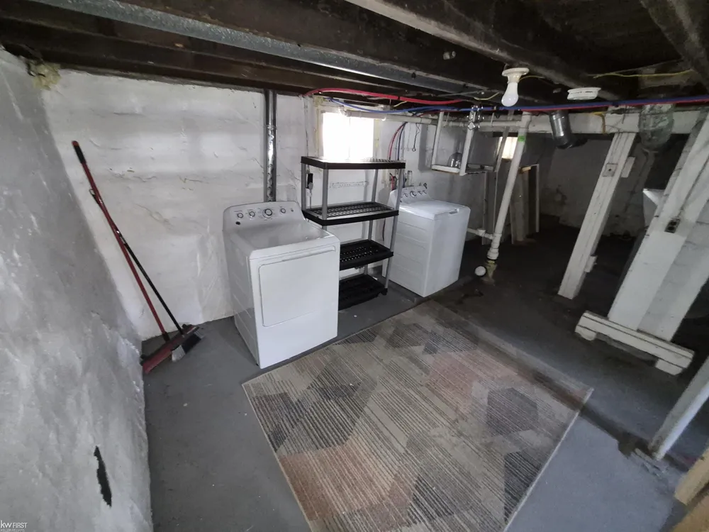 601 Lathrop Street Lansing City, MI 48912