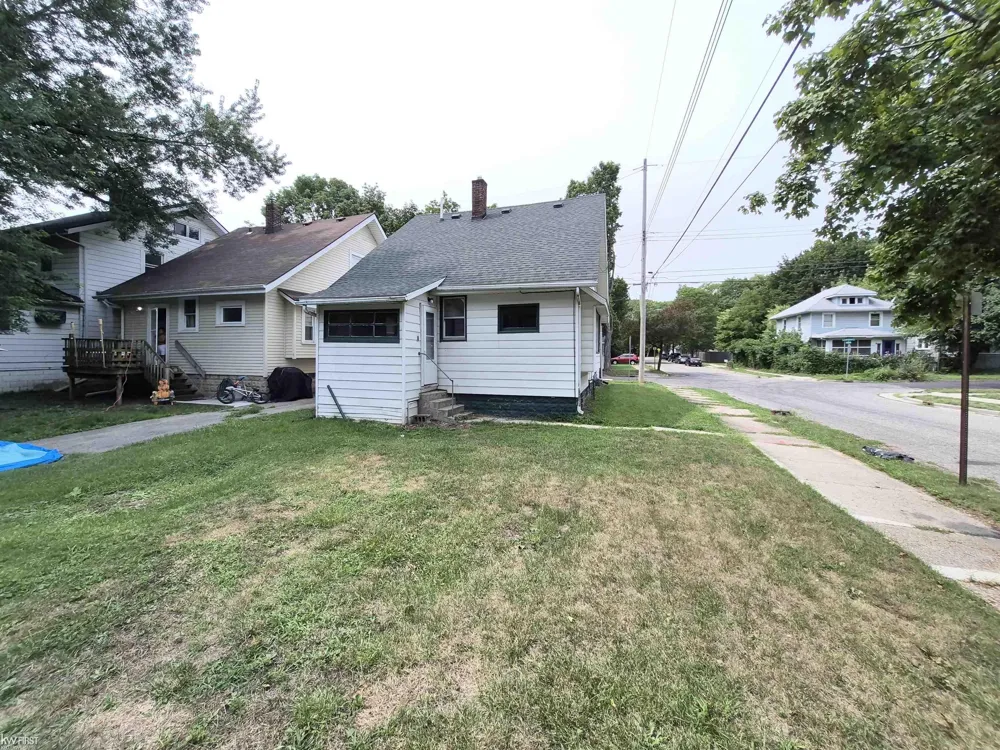 601 Lathrop Street Lansing City, MI 48912