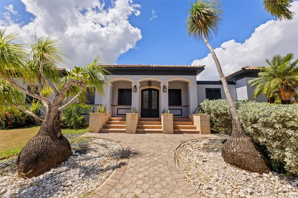 ZARAGOZA  ST. HACIENDA EL MOLINO #C-12 Vega Alta, PR 00692