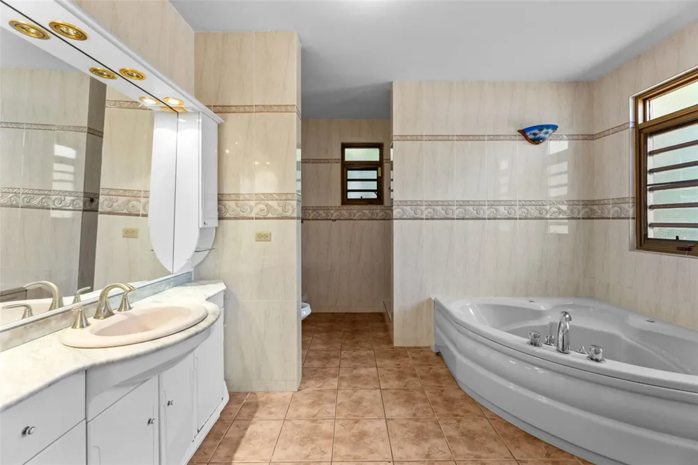 ZARAGOZA  ST. HACIENDA EL MOLINO #C-12 Vega Alta, PR 00692