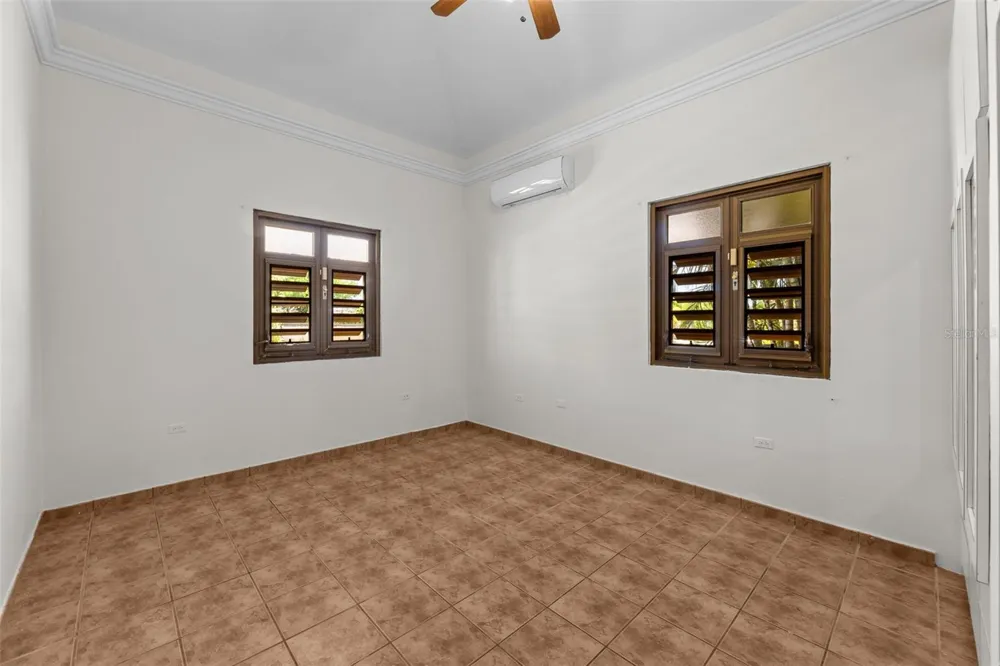 ZARAGOZA  ST. HACIENDA EL MOLINO #C-12 Vega Alta, PR 00692