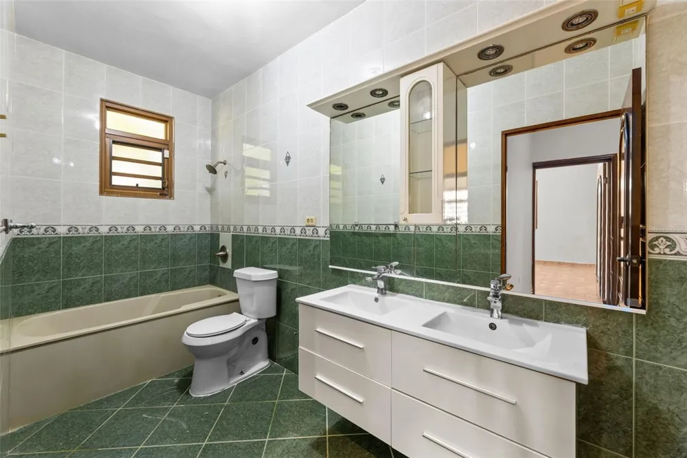 ZARAGOZA  ST. HACIENDA EL MOLINO #C-12 Vega Alta, PR 00692