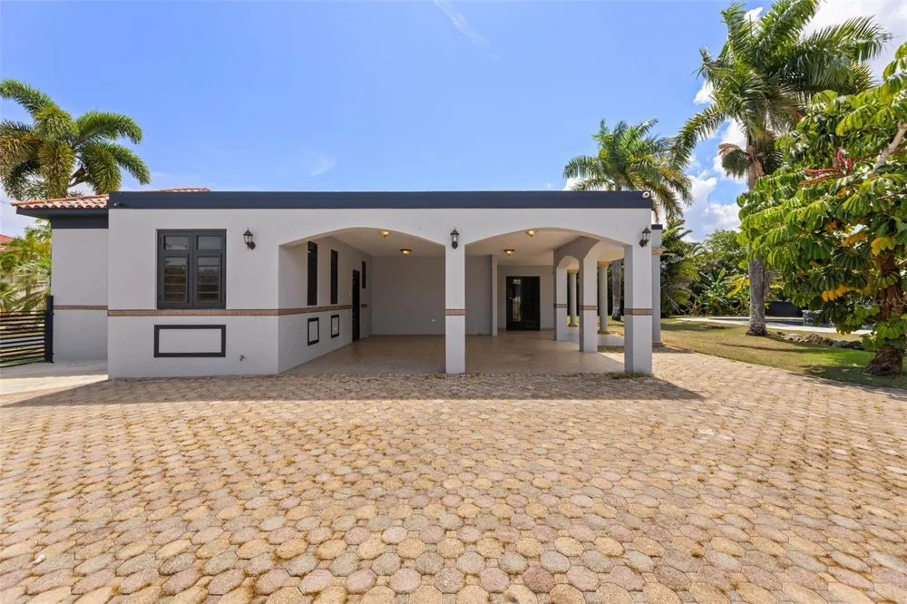 ZARAGOZA  ST. HACIENDA EL MOLINO #C-12 Vega Alta, PR 00692
