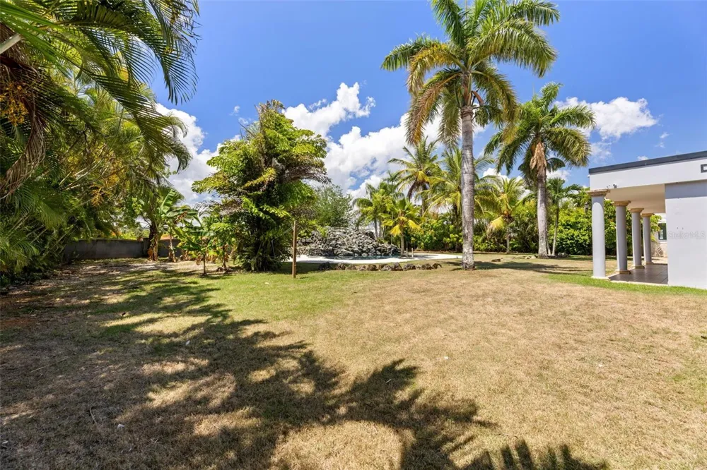ZARAGOZA  ST. HACIENDA EL MOLINO #C-12 Vega Alta, PR 00692