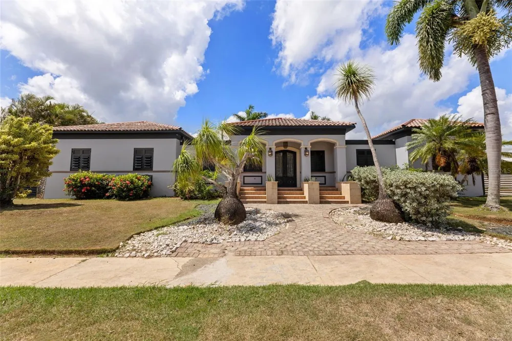 ZARAGOZA  ST. HACIENDA EL MOLINO #C-12 Vega Alta, PR 00692