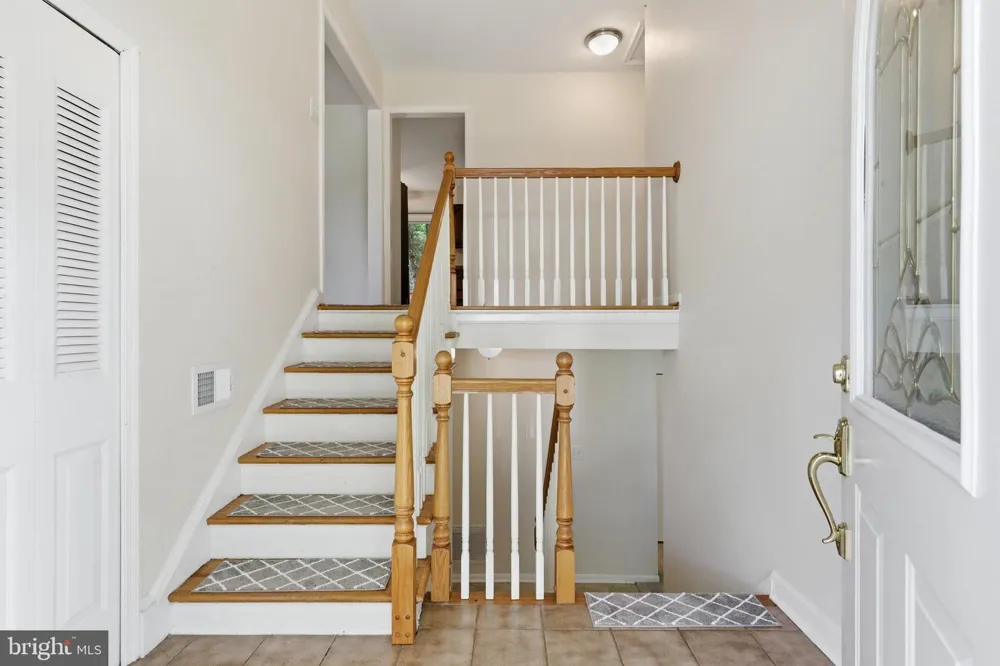 8747 ARLEY DRIVE Springfield, VA 22153