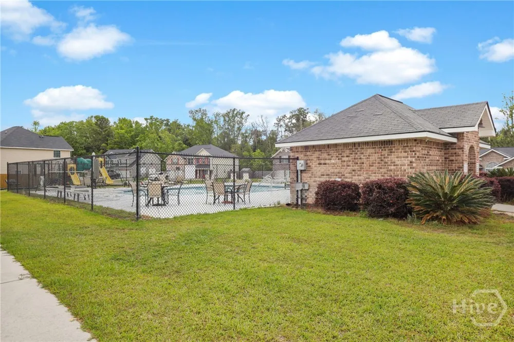 212 Manchester Court Midway, GA 31320