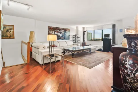 401 HARMON COVE TOWER