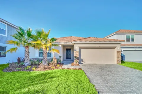 1154 OAK BLUFF DRIVE