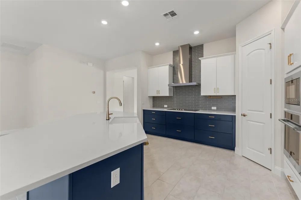 13550 MCMILLAN DRIVE Orlando, FL 32827